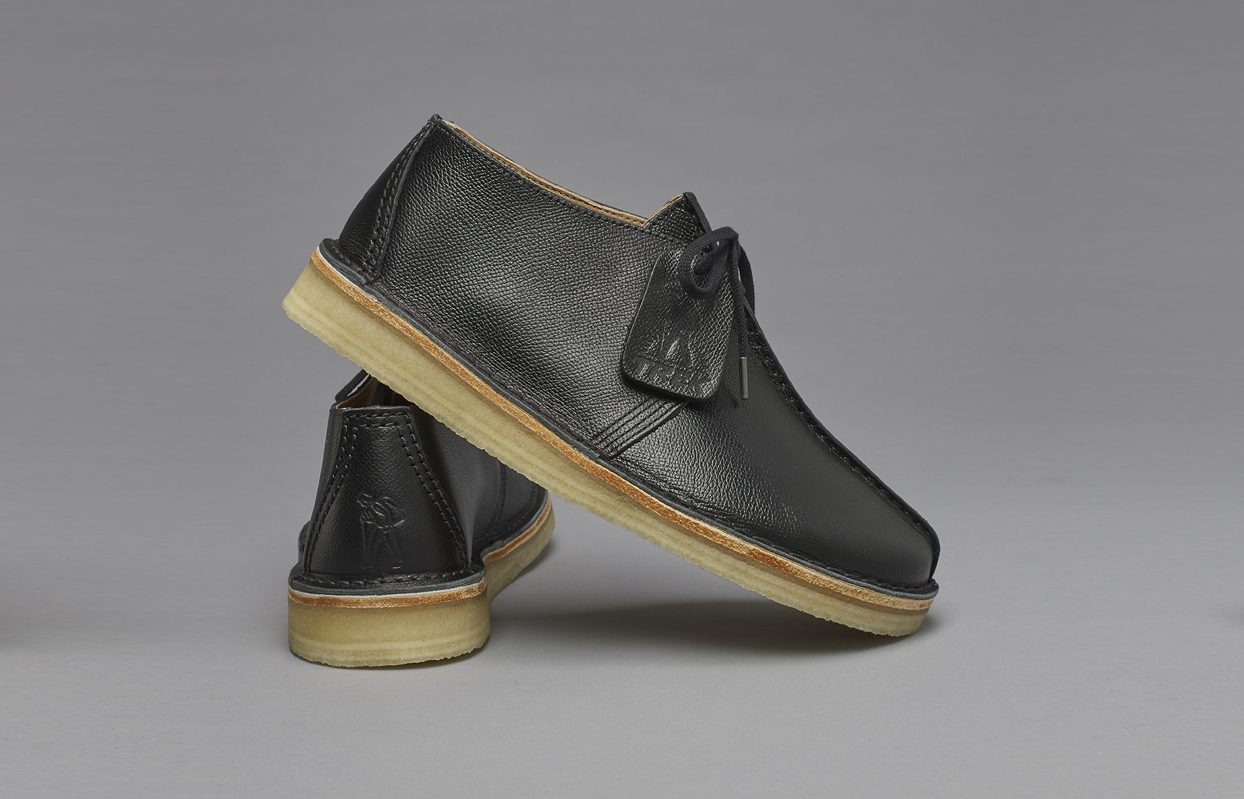 Clarks desert trek 6876 sale
